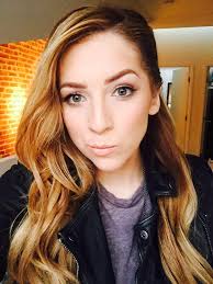 Daisy Dennis (@DaisyDennisMUA)