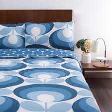And whilst the striking design provides a feast for the eyes. Orla Kiely 70s Flower Oval Duvet Cover Marine King At Amara Rose Duvet Cover Duvet Sets Single Duvet Cover