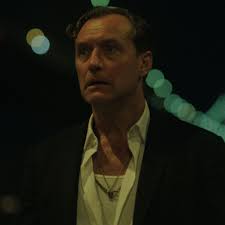 Netflix's 'incredible' new British thriller series with Jude Law has  viewers binge-watching all eight episodes. Read more at the link in the  comments.