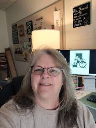 ✨Wednesday Staff Spotlight✨ 🐾Featuring: Tawny Hisscock