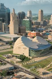 The Kauffman Center Is One Of The Most Beautiful Architectual Scructures In The World Kansas City Kansas City Missouri City Landscape