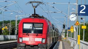 Top 2 teams from each group advance to the playoffs. Bahnstreik 2021 News Aktuell 5 Tage Lang Gdl Kundigt Bundesweiten Streik An News De