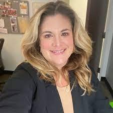 Amber Leffel's Instagram, Twitter & Facebook