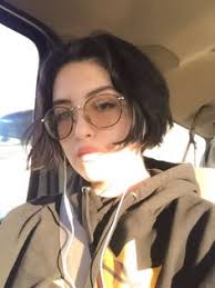 Curly hair styles: 10 hair that mom would approve of ideas to save today