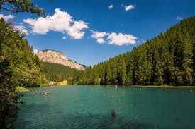 Previsioni meteo lacul rosu e immagini live in tempo reale. Lacul Rosu Photos Royalty Free Images Graphics Vectors Videos Adobe Stock