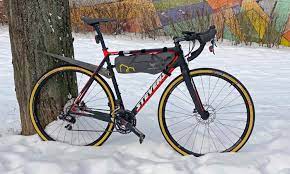 It was the eleventh edition of the strade bianche and was the fifth event of the 2017 uci world tour. Ruckblick Die Herausforderung Macht Strada Bianca Zu Einem Breiten Geschmeidigen 40 Mm Slick Reifen Swiss Cycles