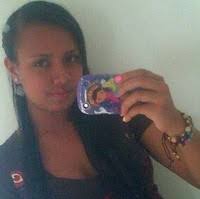 400+ perfiles de «Leidy León»