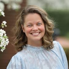 Deanna Mccormick's Instagram, Twitter & Facebook