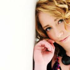 Stream Sonia Ruth music