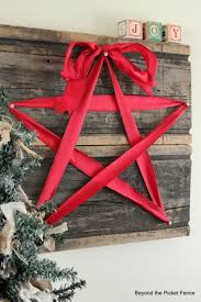 34 Diy Christmas Decorations To Make This Year
