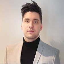 Felix Madera (@Felix2062)