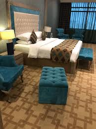 مزيون قطر M446678893 Twitter