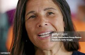 382 Brenda Boston Photos & High Res Pictures