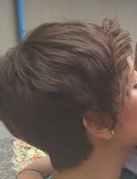 Purtroppo però, per aspettare che i capelli crescano è necessario avere tanta pazienza, a meno che non si decida di. Capelli Da Corti A Lunghi Che Fatica