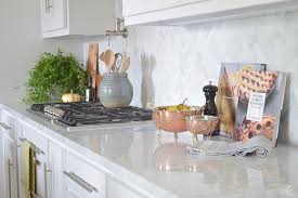 Decorate your countertop for function and create space for the things you love, while finding storage solutions for the items that don't belong. 9 Simple Tips For Styling Your Kitchen Counters Zdesign At Home