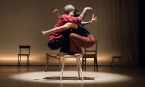 Stoel Review Mischief And Musical Chairs In Dance Duo S Spellbinding Show In 2020 Physical Theatre Dance Photography Dance Photos