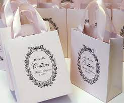 25 Mr Mrs Gift Bags Personalized Wedding Welcome Gift Bag Etsy Wedding Welcome Gifts Wedding Gifts For Guests Wedding Gift Bags