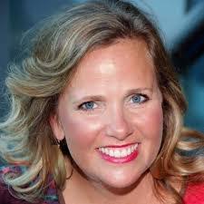 Amanda Durrance's Instagram, Twitter & Facebook