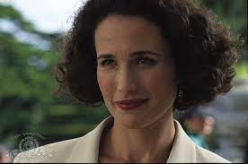 Pictures Photos From Four Weddings And A Funeral 1994 Andie Macdowell 1990s Hair And Makeup Andie Macdowell Hair
