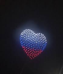 2 мая 2021 года, в санкт‑петербурге впервые пройдёт международный фестиваль дронов. Mezhdunarodnyj Festival Dronov 2 Maya Na Dvorcovoj Zavtra V Pitere
