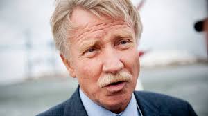 Det blåser hårt kring Reepalu