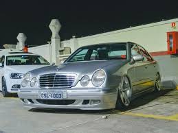 Mercedes E320 Avantgarde W210