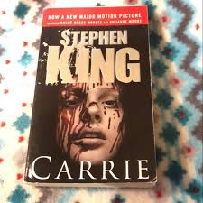 Carrie by Stephen King, Paperback