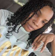 It's great to be back after a short spring break with family for my 29th  anniversary with my wife Selina! Where did the time go?