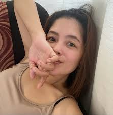 I need a girlfriend who knows what she want 🔥🥺❤️in life who's more respei