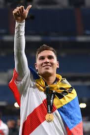 See more of juan fernando quintero oficial on facebook. Heroe De Madrid Juan Fernando Quintero Ca River Plate River Campeon Libertadores Imagenes De River Plate Club Atletico River Plate