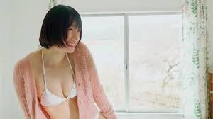 下谷あゆの魅力が詰まった水着グラビアデビュー | 水着グラビア