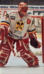 Javascript is required for the selection of a player. Milan Hnilicka Neco Z Minulosti Hc Sparta Praha Facebook