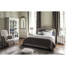 Punta su una poltrona in tessuto dai colori chiari, perfetta per un salotto in stile shabby chic o per una camera da letto davvero accogliente. Gepolsterter Leinensessel Dorchester Dorchester Maisons Du Monde
