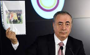 Galatasaray kulübü başkanı mustafa cengiz, sarı kırmızılı kulübün 19 mayıs'ta, çoğunluk sağlanamaması halinde ise 26 mayıs'ta yapacağı seçimli olağan genel kurul'da başkanlığa aday olduğunu açıkladı. Mustafa Cengiz Tff Hukuk Kurulu Nda Istifa Veya Degisim Bekliyoruz Spor Haberleri