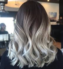 Black And Platinum Blonde Ombre Hair A Strong Fashion Ombre Cheveux Styles De Cheveux Colores Coiffure