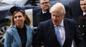 Theresa may'in ardından i̇ngiltere başbakanı seçilen boris johnson ismi en çok araştırılan konu başlıkları arasında yer alıyor. Ingiltere Basbakani Boris Johnson Ve Sevgilisi Carrie Symonds In Bir Oglu Oldu