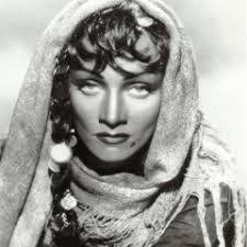 Marlene English's Instagram, Twitter & Facebook