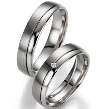 Eheringe 925 silber matt trauringe etsy. Trauringe Matt Und Glanzend Mit Brillant Ringladen De