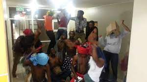Van wikipedia, de gratis encyclopedie. Harlem Shake Hector Pieterson Residence Youtube