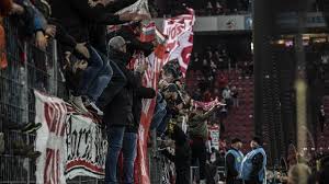 Partner des vfl bochum, einige profis und legenden des vfl kämpfen mit dem notwendigen ehrgeiz und siegeswillen um den. Krawalle Uberschatten Fc Koln Gegen Vfl Bochum Ein Schwerverletzter