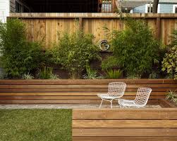 Jardin Construire Mur Soutenement Idees Lattes Bois Deco Mur Exterieur Jardin Deco Mur Exterieur Mur De Soutenement