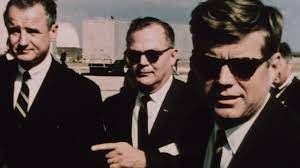Get exclusive videos, pictures, bios and check out more of your favorite moments from seasons past. Watch America S Book Of Secrets Season 4 Episode 1 History Channel