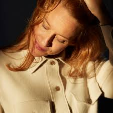 Overshirt von Allude zu gewinnen