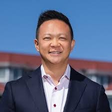 Ben Ly's Instagram, Twitter & Facebook