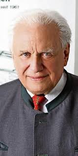 Wirtschaft: Walter Bach feiert heute 75. Geburtstag