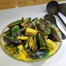 Akibatnya, lower esophageal sphincter (les) yang tugasnya seperti pintu antara kerongkongan dan lambung tidak bisa menutup rapat. My Day My Life Kupang Masak Lemak Cili Padi Pergh