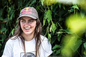 Com estrutura sólida e robusta, foi projetado para suportar choques e quedas. Yndiara Asp Until 18 Reveals The Skater S Life Story