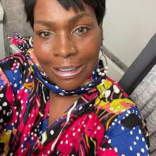 Auntie & Unc I Homemake Banbana Pudding and a Peach Cobbler homemake SERVE  IT WITH LOVE BOTH IN THE OVER BE READY @ 5