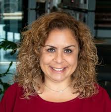 Heidi Poth's Instagram, Twitter & Facebook