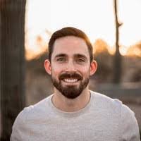 Kris Saunders's Instagram, Twitter & Facebook